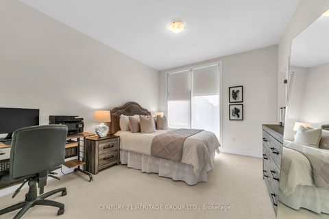 Photo 16 at 9136 Bathurst Street, Patterson, Vaughan