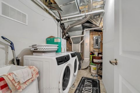 Photo 24 at 9136 Bathurst Street, Patterson, Vaughan