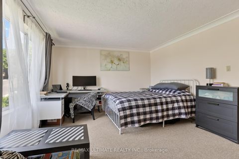Photo 9 at 177 Varsity Road, Lambton Baby Point, Toronto