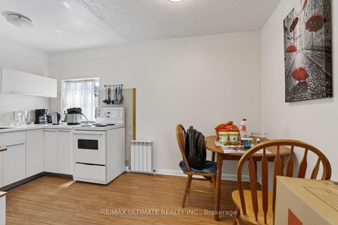Photo 14 at 177 Varsity Road, Lambton Baby Point, Toronto
