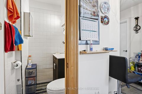 Photo 21 at 177 Varsity Road, Lambton Baby Point, Toronto