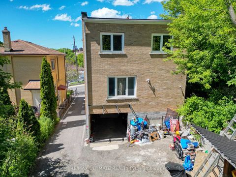 Photo 24 at 177 Varsity Road, Lambton Baby Point, Toronto