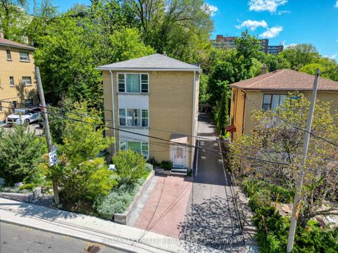 Photo 25 at 177 Varsity Road, Lambton Baby Point, Toronto