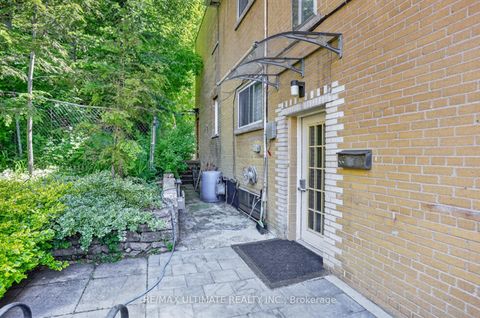 Photo 26 at 177 Varsity Road, Lambton Baby Point, Toronto