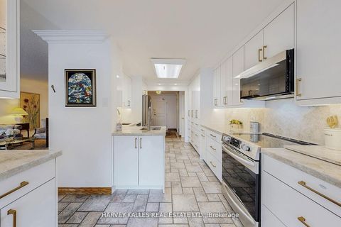 Photo 10 at 311 - 7300 Yonge Street, Yorkhill, Vaughan