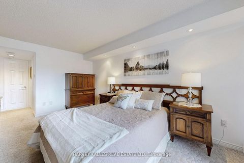 Photo 22 at 311 - 7300 Yonge Street, Yorkhill, Vaughan