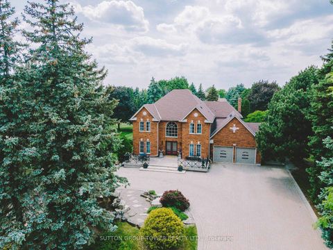 Photo 4 at 138 Dianawood Ridge, East Woodbridge, Vaughan