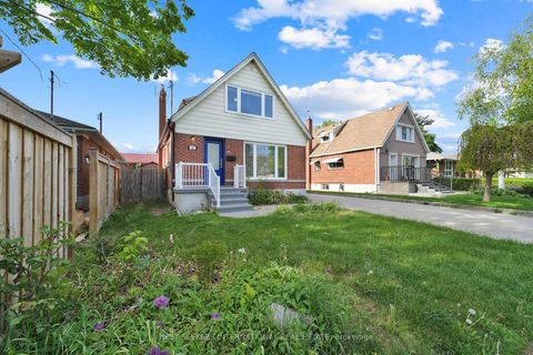 Photo 1 at 42 Fordwich Crescent, Kipling, Toronto