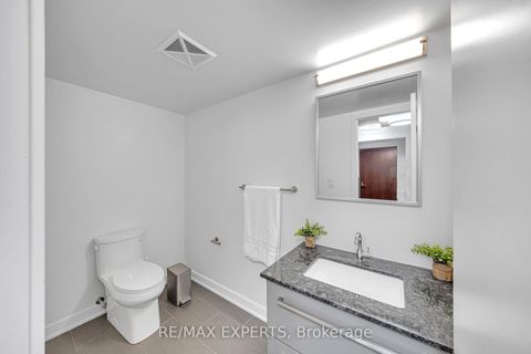 Photo 11 at 109 - 160 Flemington Road E, Glen Park, Toronto