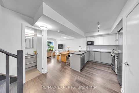 Photo 15 at 109 - 160 Flemington Road E, Glen Park, Toronto