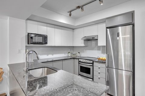 Photo 17 at 109 - 160 Flemington Road E, Glen Park, Toronto