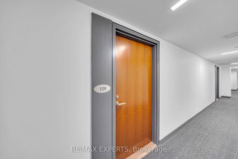 Photo 18 at 109 - 160 Flemington Road E, Glen Park, Toronto