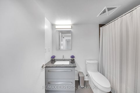 Photo 24 at 109 - 160 Flemington Road E, Glen Park, Toronto