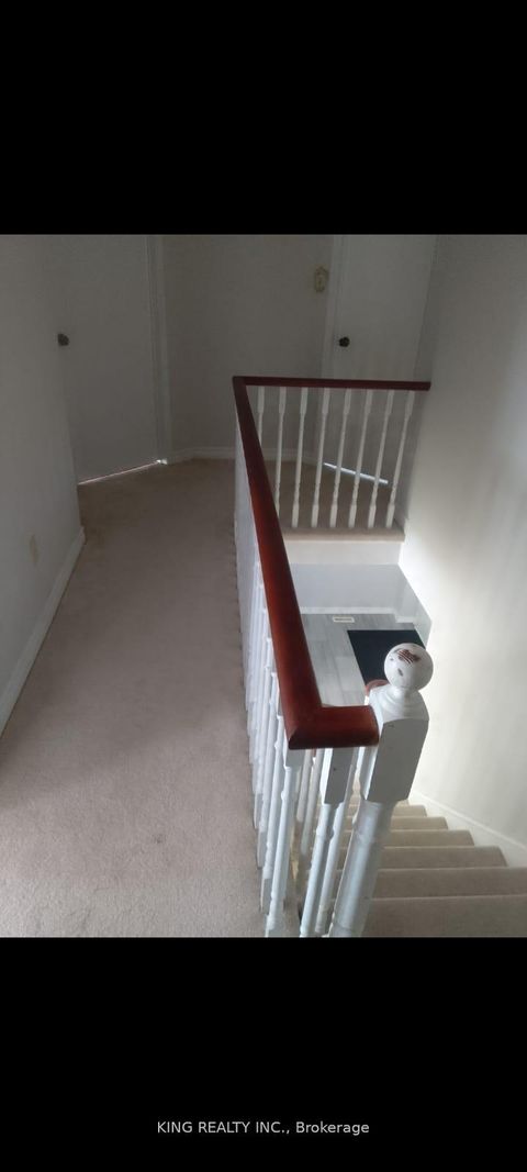 Photo 8 at 139 Livingstone Street, Sunnidale, Barrie