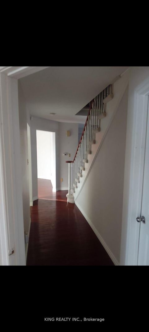 Photo 9 at 139 Livingstone Street, Sunnidale, Barrie