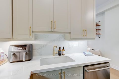 Photo 12 at 53 St Paul Street, Moss Park, Toronto