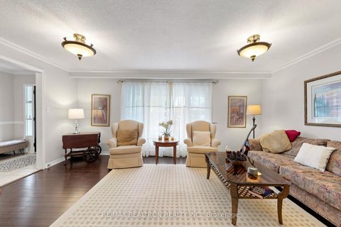 Photo 5 at 22 Deerpath Road, Donalda, Toronto