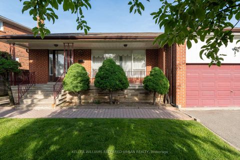 Photo 2 at 5 Paramount Court, Amesbury, Toronto