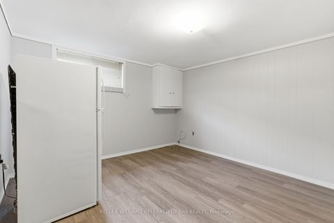 Photo 31 at 5 Paramount Court, Amesbury, Toronto