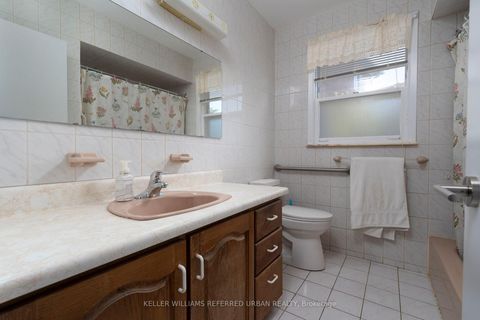 Photo 47 at 5 Paramount Court, Amesbury, Toronto