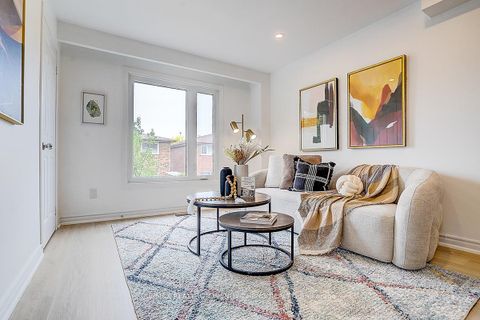 Photo 5 at 25 Lysander Court, Agincourt North, Toronto