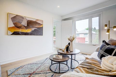 Photo 7 at 25 Lysander Court, Agincourt North, Toronto