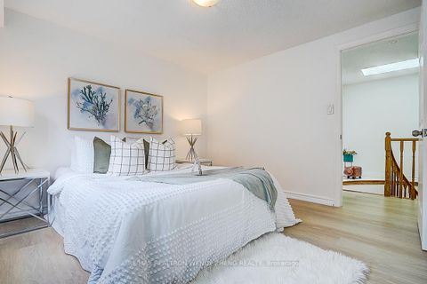 Photo 29 at 25 Lysander Court, Agincourt North, Toronto