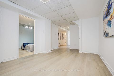 Photo 34 at 25 Lysander Court, Agincourt North, Toronto