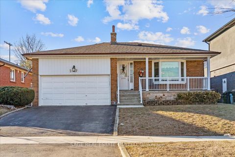 Photo 0 at 27 Kathrose Drive, Pleasant View, Toronto