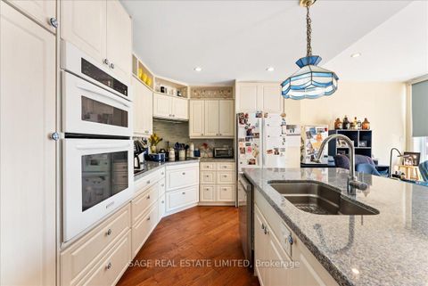 Photo 11 at 27 Kathrose Drive, Pleasant View, Toronto