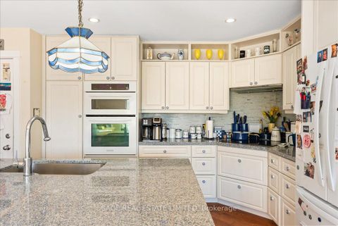 Photo 12 at 27 Kathrose Drive, Pleasant View, Toronto
