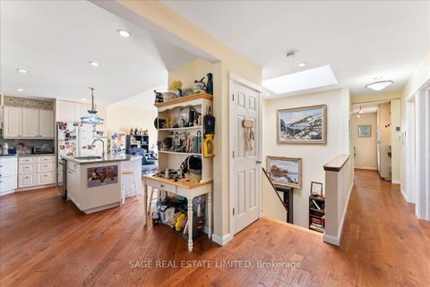 Photo 18 at 27 Kathrose Drive, Pleasant View, Toronto