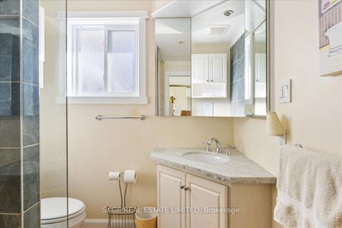Photo 33 at 27 Kathrose Drive, Pleasant View, Toronto