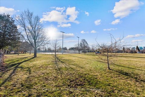 Photo 43 at 27 Kathrose Drive, Pleasant View, Toronto