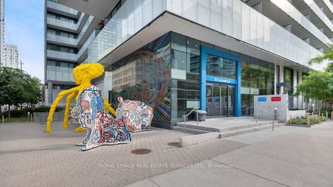 Photo 1 at 534 - 161 Roehampton Avenue, Mount Pleasant West, Toronto