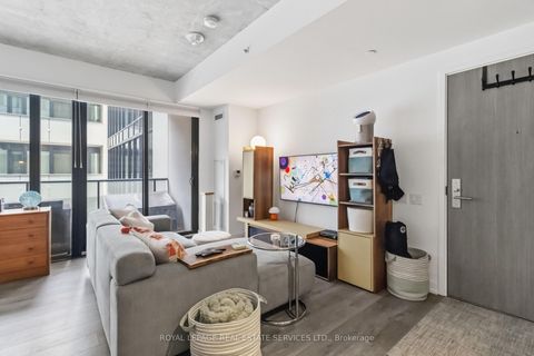 Photo 9 at 534 - 161 Roehampton Avenue, Mount Pleasant West, Toronto