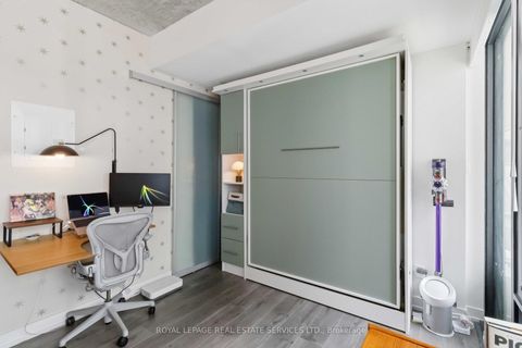 Photo 15 at 534 - 161 Roehampton Avenue, Mount Pleasant West, Toronto