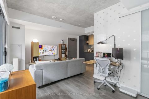 Photo 18 at 534 - 161 Roehampton Avenue, Mount Pleasant West, Toronto