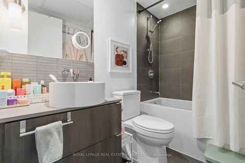 Photo 20 at 534 - 161 Roehampton Avenue, Mount Pleasant West, Toronto