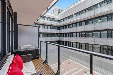 Photo 23 at 534 - 161 Roehampton Avenue, Mount Pleasant West, Toronto