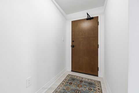 Photo 5 at 406 - 15 Kneeshaw Drive, Rural Barrie Southeast, Barrie