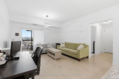 Photo 14 at 406 - 15 Kneeshaw Drive, Rural Barrie Southeast, Barrie