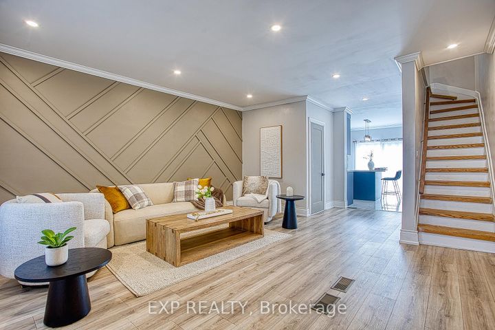 Photo 2 at 126 Belmont Avenue, Crown Point, Hamilton