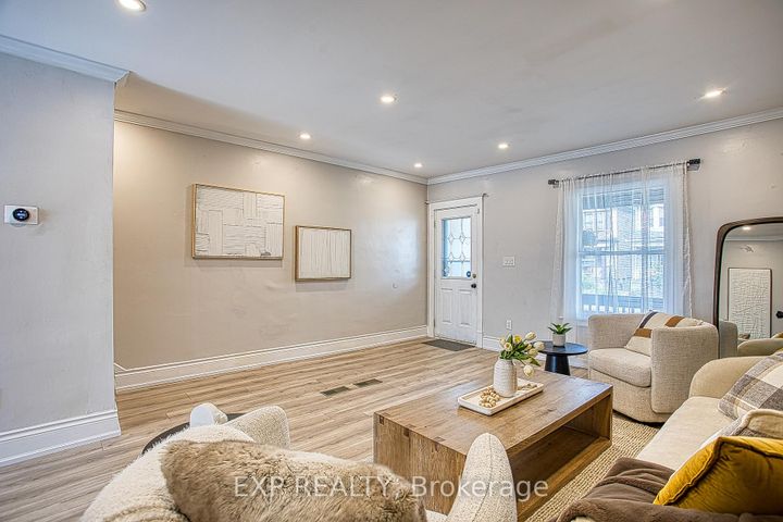 Photo 6 at 126 Belmont Avenue, Crown Point, Hamilton