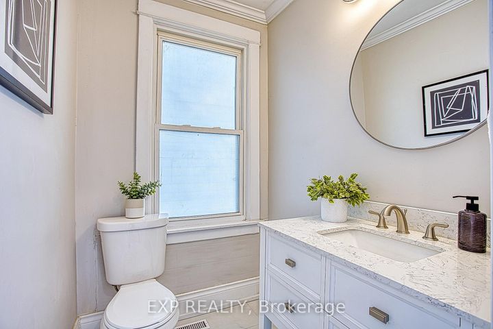 Photo 14 at 126 Belmont Avenue, Crown Point, Hamilton