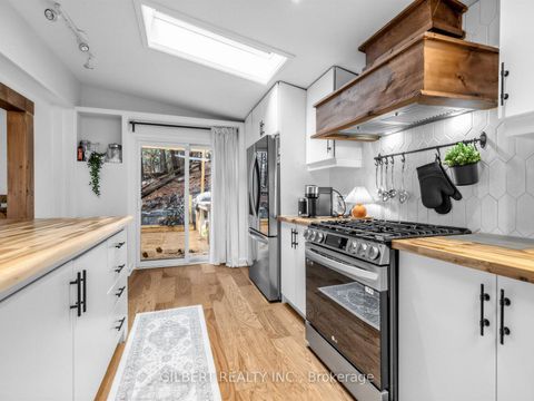 Photo 5 at 313 winnifred Drive, Keswick South, Georgina