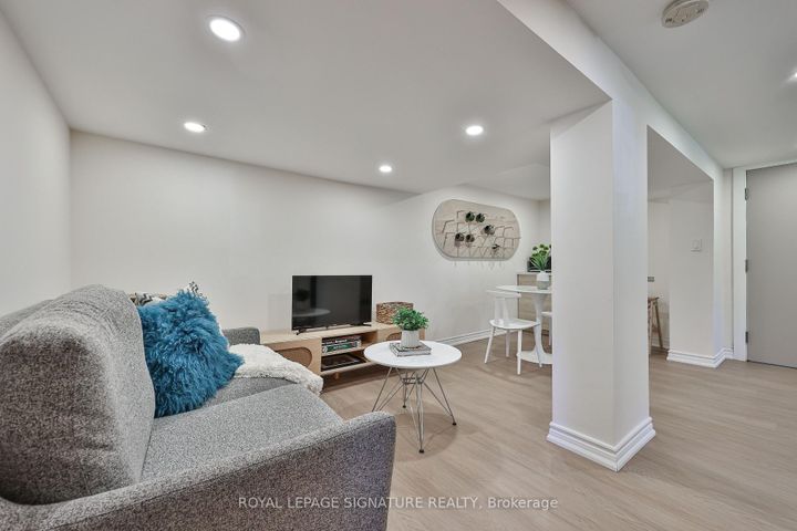 Photo 30 at 71 South Bonnington Avenue, Cliffside, Toronto