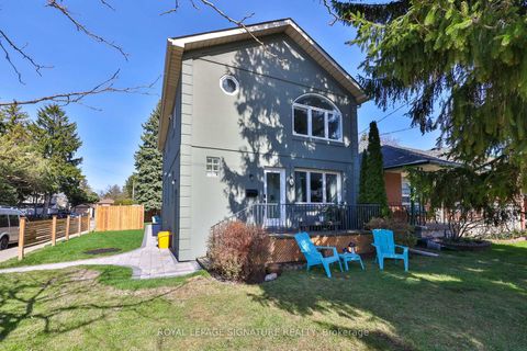 Photo 2 at 71 South Bonnington Avenue, Cliffside, Toronto
