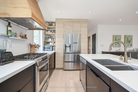 Photo 9 at 71 South Bonnington Avenue, Cliffside, Toronto