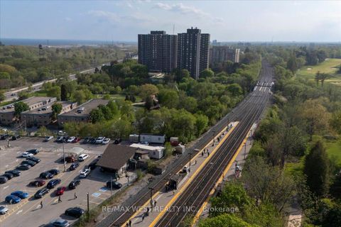 Photo 46 at 35 Gort Avenue, Alderwood, Toronto